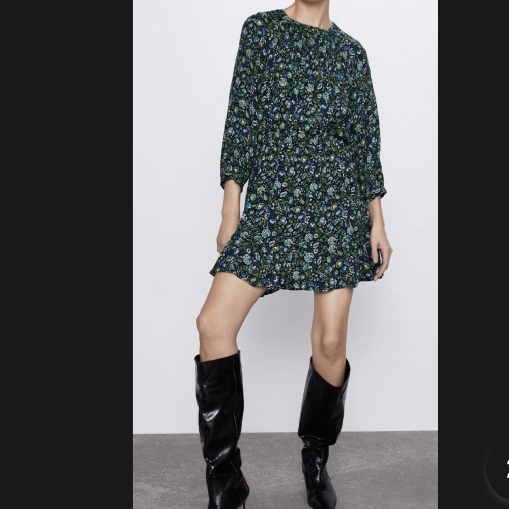 Zara Floral Dress Size Small